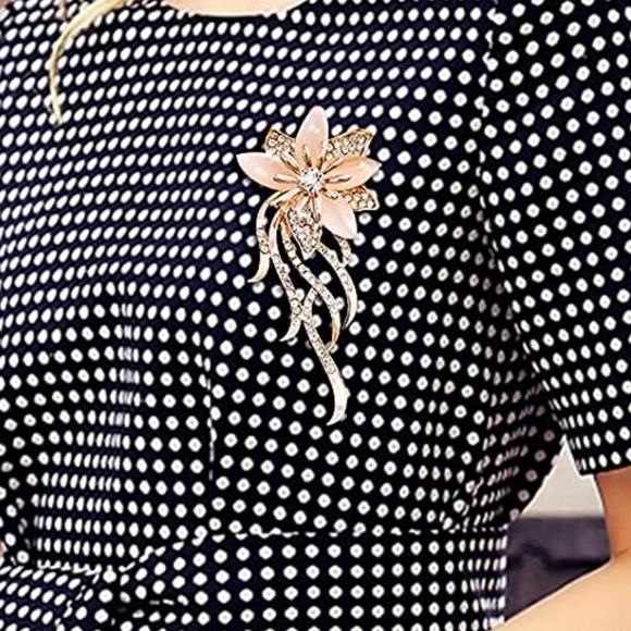 Brooch Pin - Picture 6 of 6